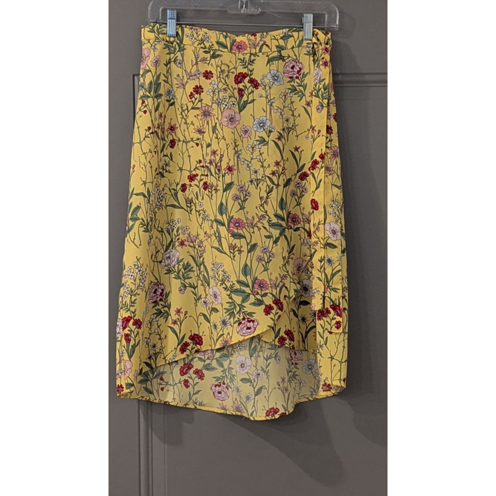 Women's LOFT Petite Asymmetrical Floral Skirt in Yellow and Red, Size 4P
